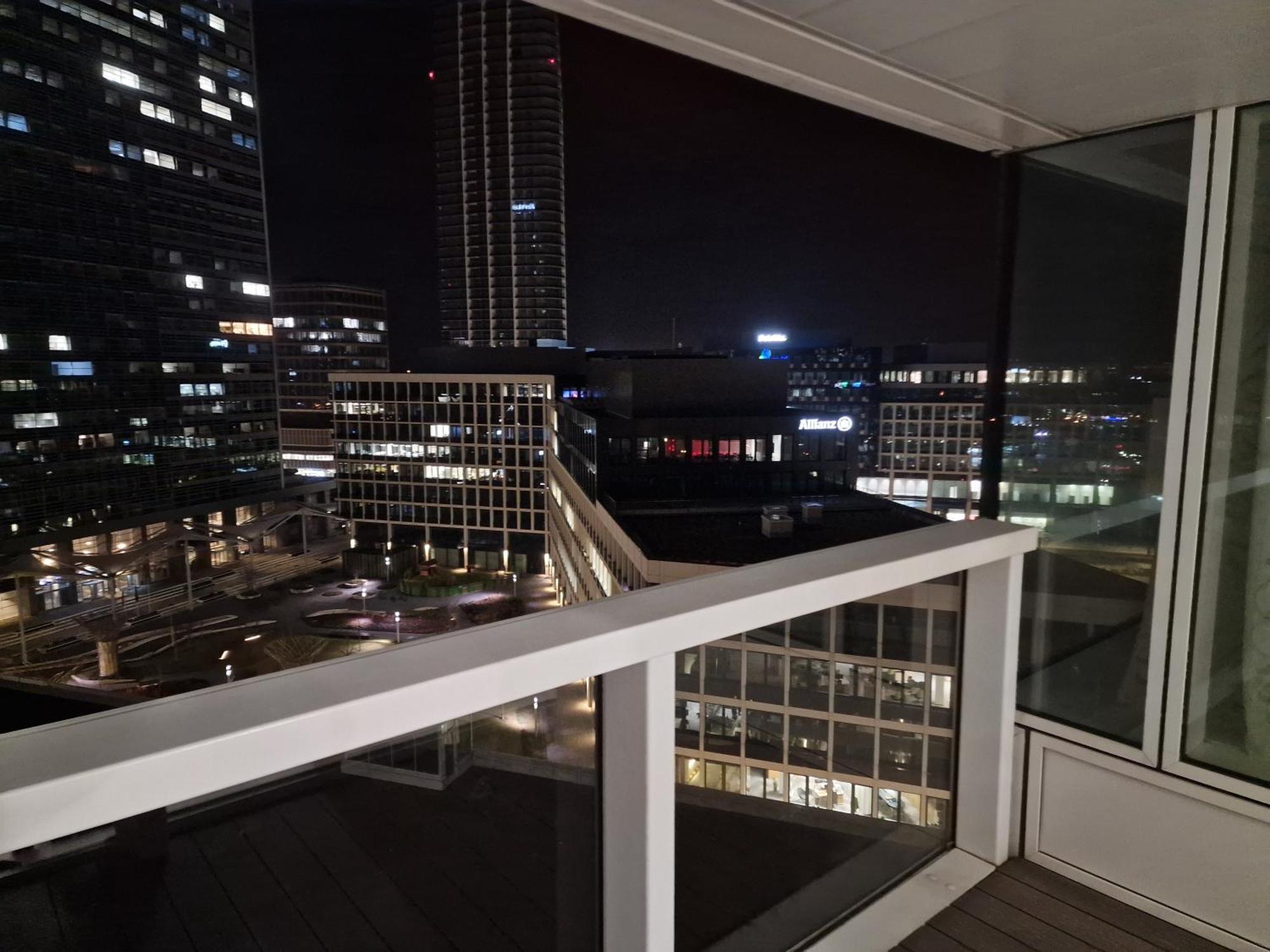 Stylish Panorama City Family Suite Bratislava Exterior foto